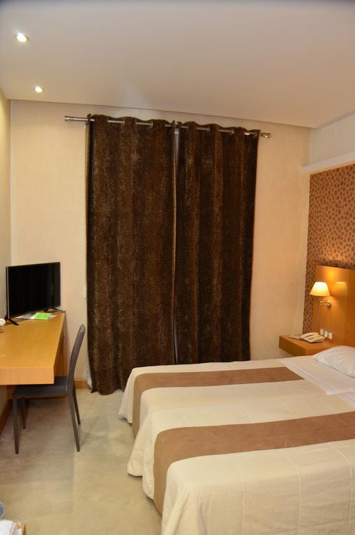 Deves Hotel Nauplia Esterno foto